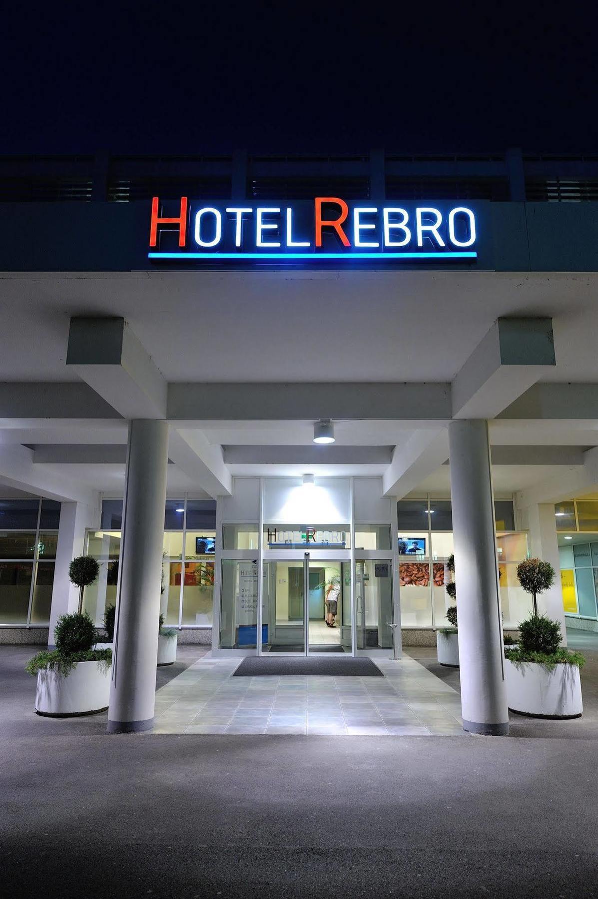 זאגרב Hotel Rebro מראה חיצוני תמונה