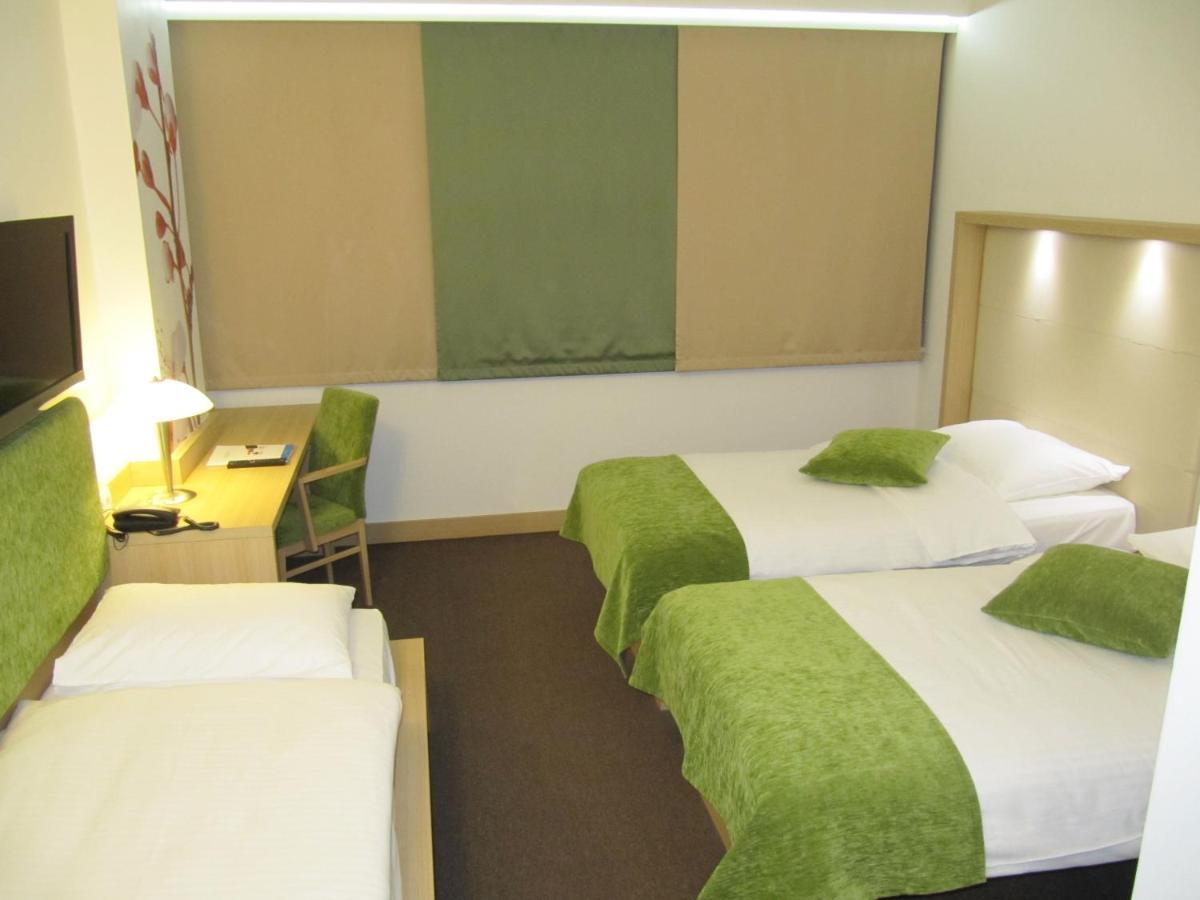 זאגרב Hotel Rebro חדר תמונה